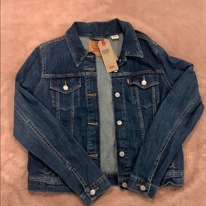 Levi's Jackets & Coats - Brand new Levi’s denim jacket Levi's Jackets & Coats - Brand new Levi’s denim jacket